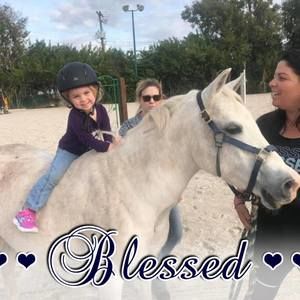 Meet your Posher, Debbie